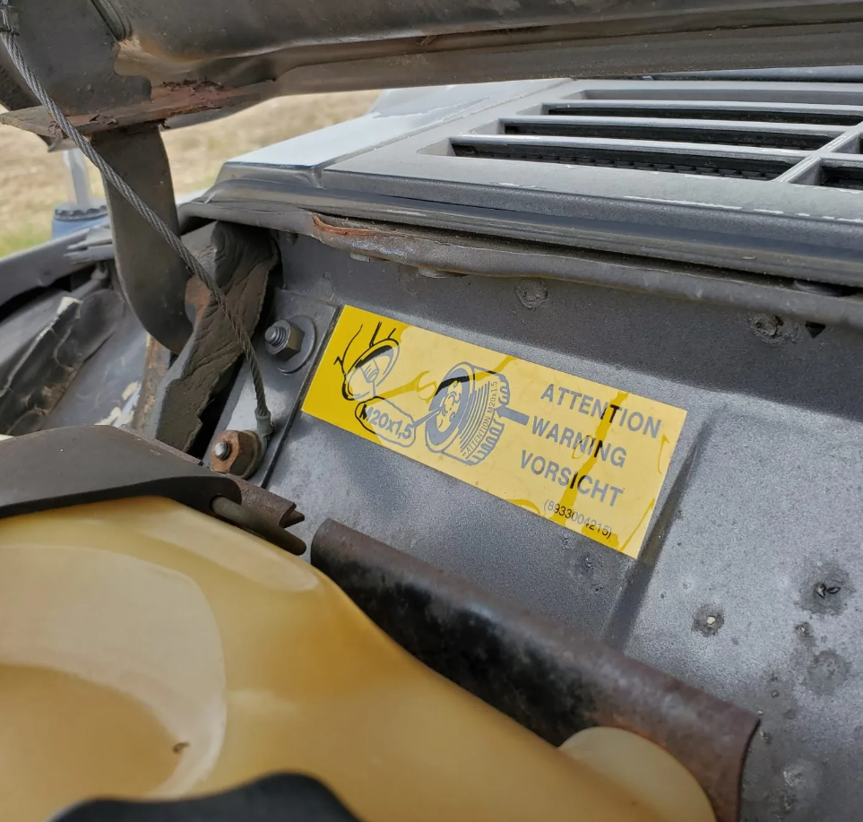 Oil Filter Warning